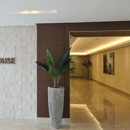 Cozy Penthouse 2Br Suite W Balcony - Amazing Manila Bay View And City Skyline Near Moa Pasay Buitenkant foto