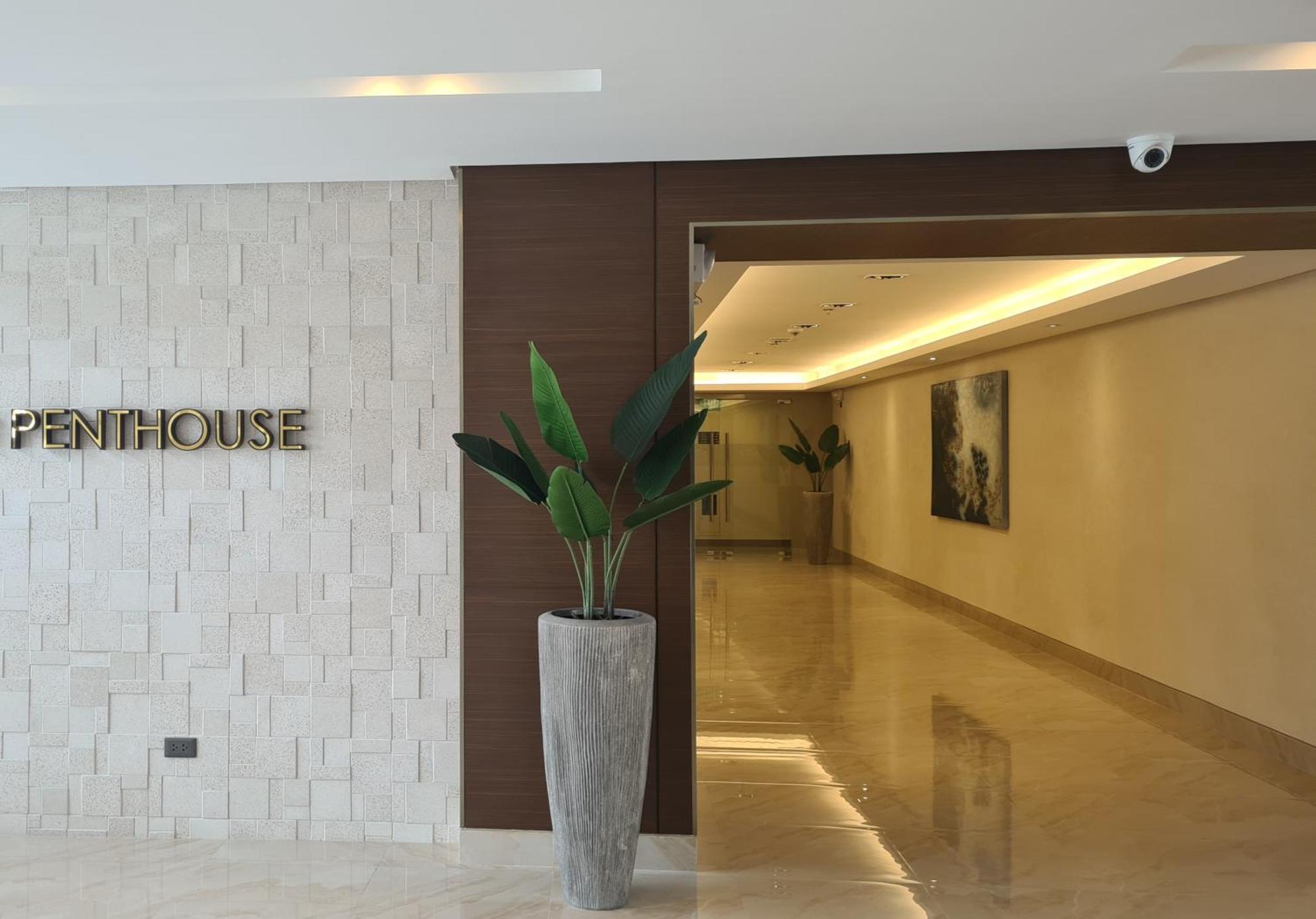 Cozy Penthouse 2Br Suite W Balcony - Amazing Manila Bay View And City Skyline Near Moa Pasay Buitenkant foto